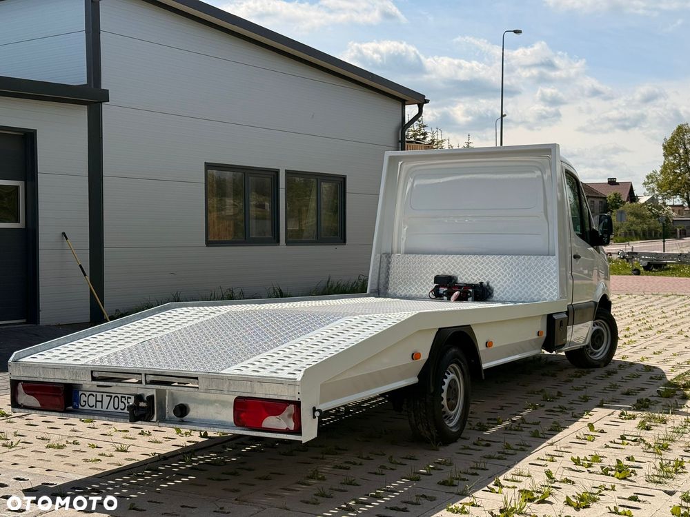 Volkswagen Crafter - 2