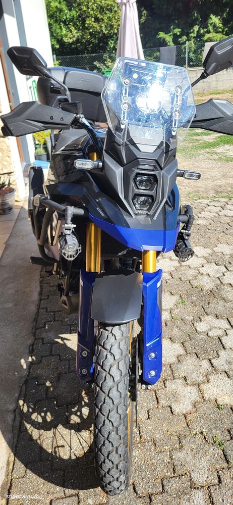Suzuki v-strom - 10