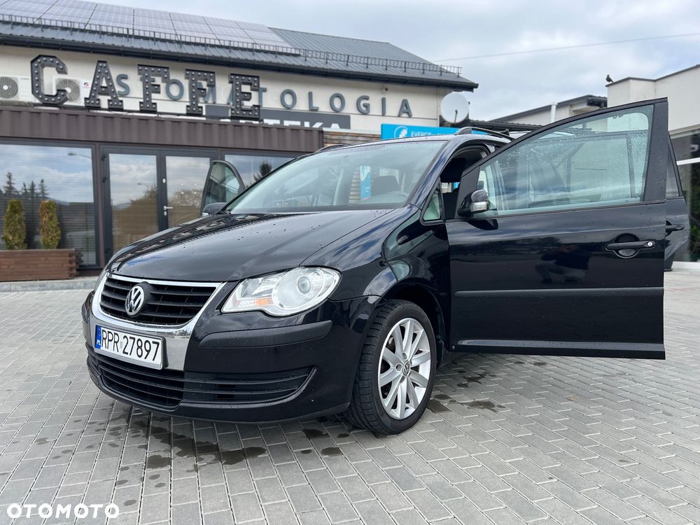 Volkswagen Touran 1.9 TDI Conceptline - 2