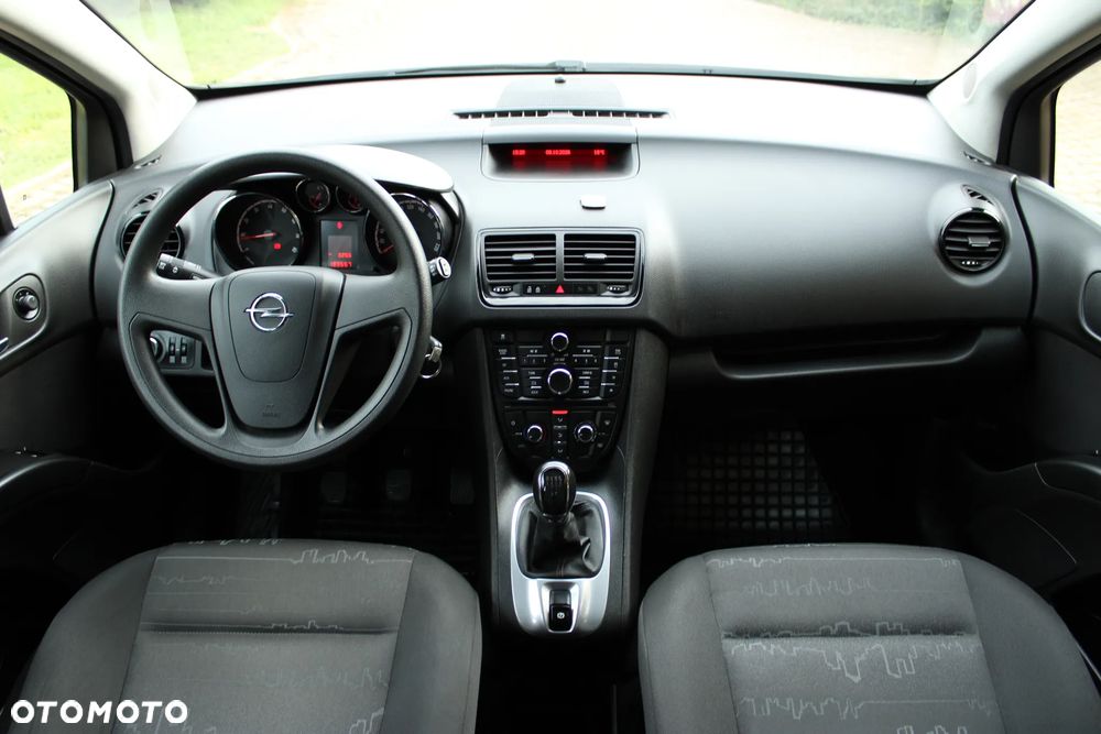 Opel Meriva 1.4 Essentia - 17