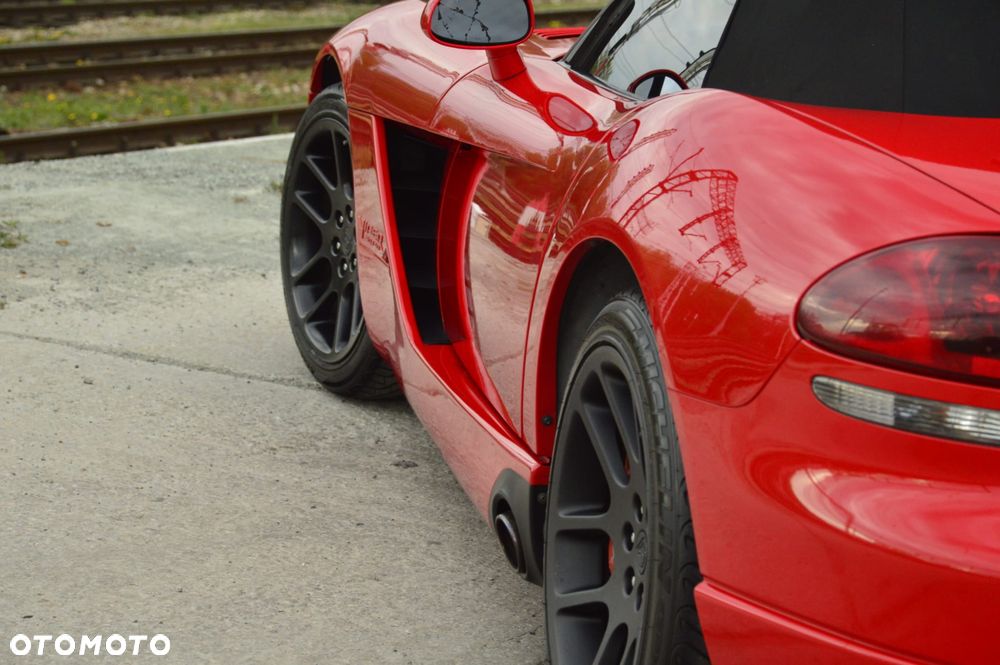 Dodge Viper - 16