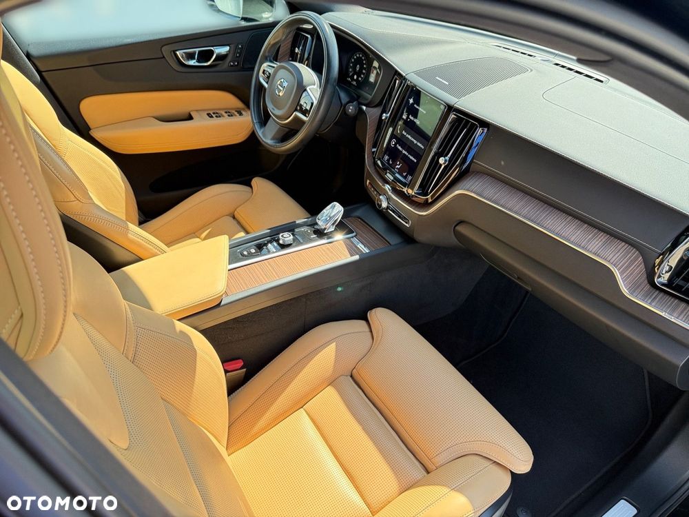 Volvo XC 60 - 28