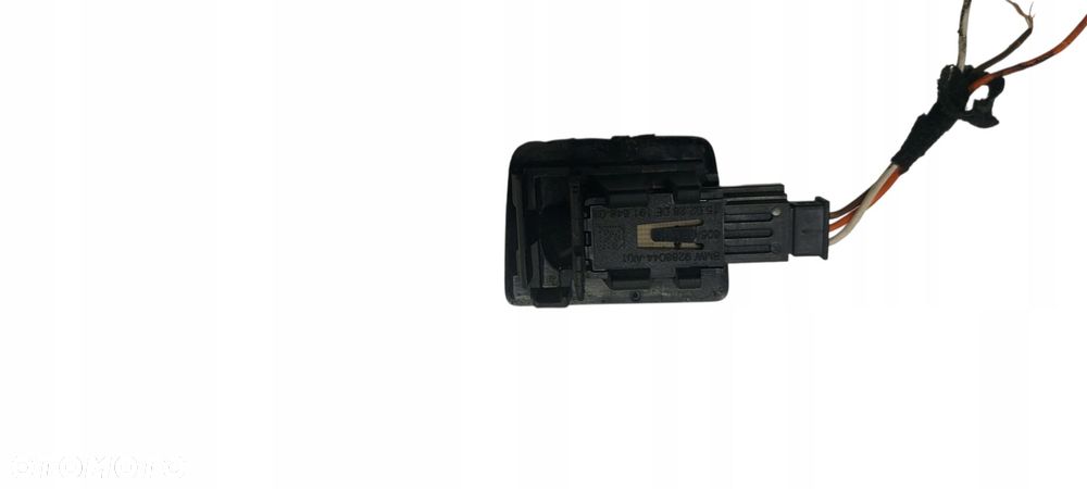 Bmw F45 F46 E84 F48 F39 Lampka Led Oświetlenia Schowka Wewnętrznego 9288044 - 2