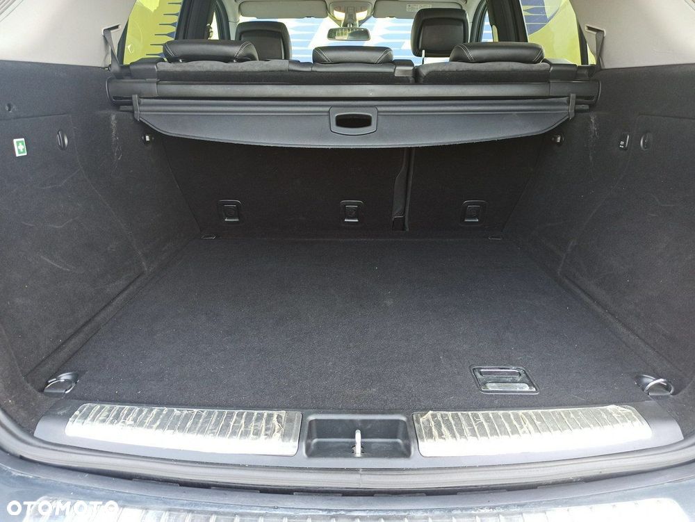 Mercedes-Benz ML - 25