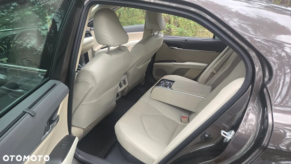 Toyota Camry 2.5 Hybrid Prestige CVT - 7