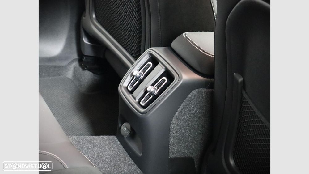 Volvo EC40 70 kWh Single Motor Black Edition - 11