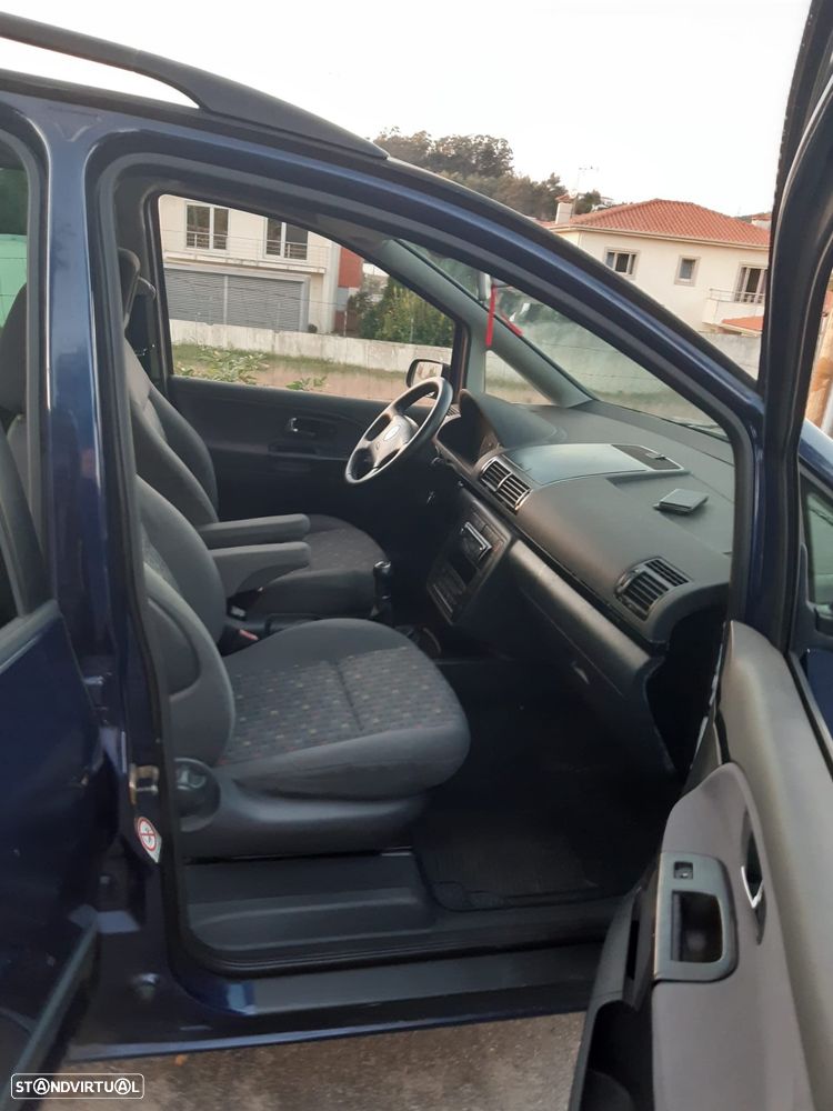 VW Sharan 1.9 TDi Confortline - 10