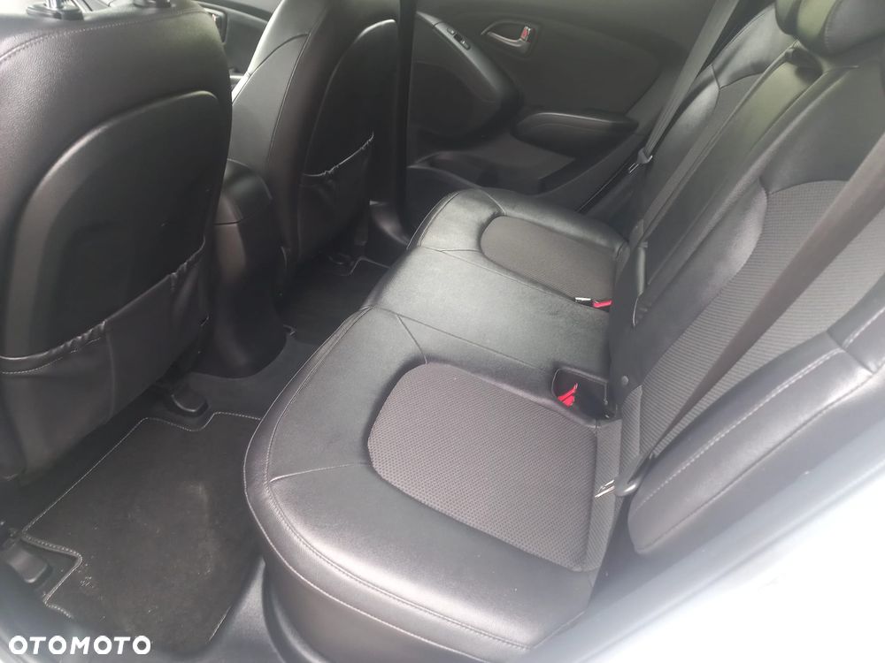 Hyundai ix35 1.7 CRDi 2WD blue Comfort - 9