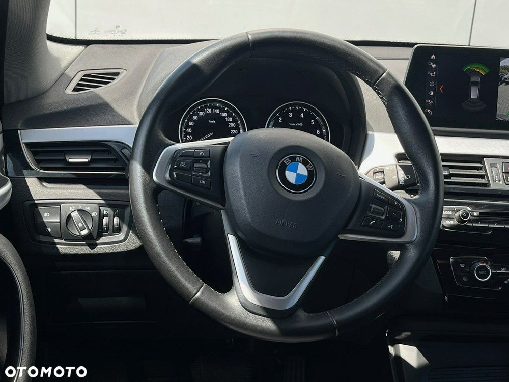BMW X1 xDrive25e Advantage - 22