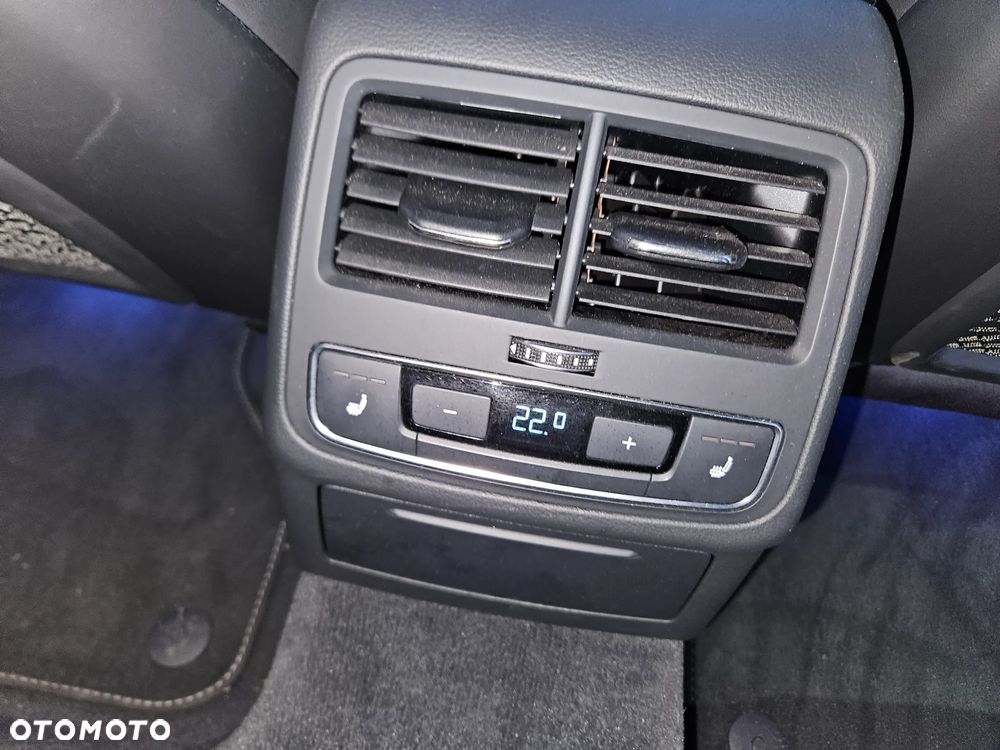 Audi A4 Avant 3.0 TDI quattro tiptronic sport - 18