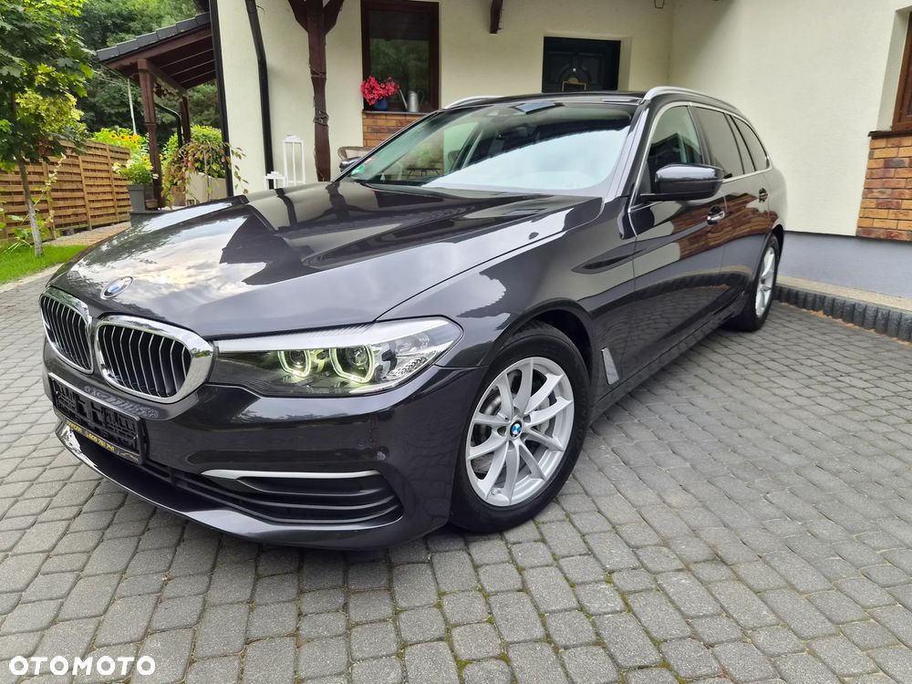 BMW Seria 5 530i Luxury Line - 3