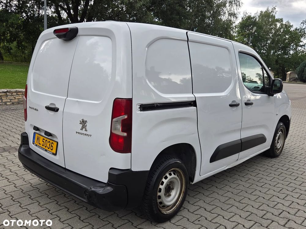 Peugeot Partner - 8