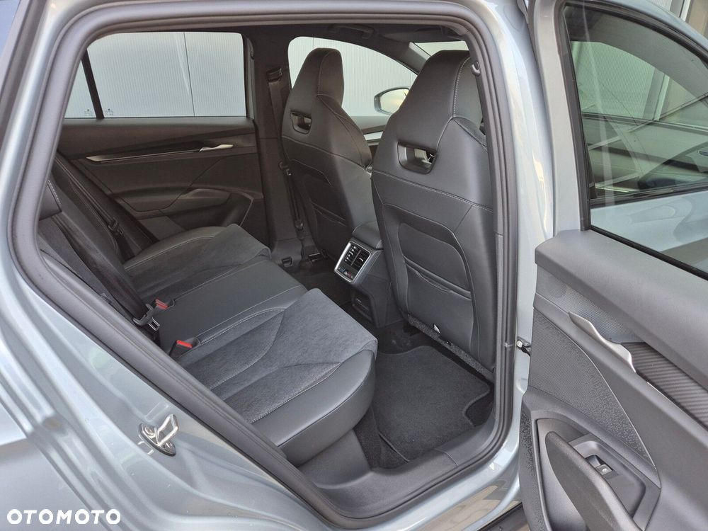 Skoda Elroq 60 63kWh Sportline - 12