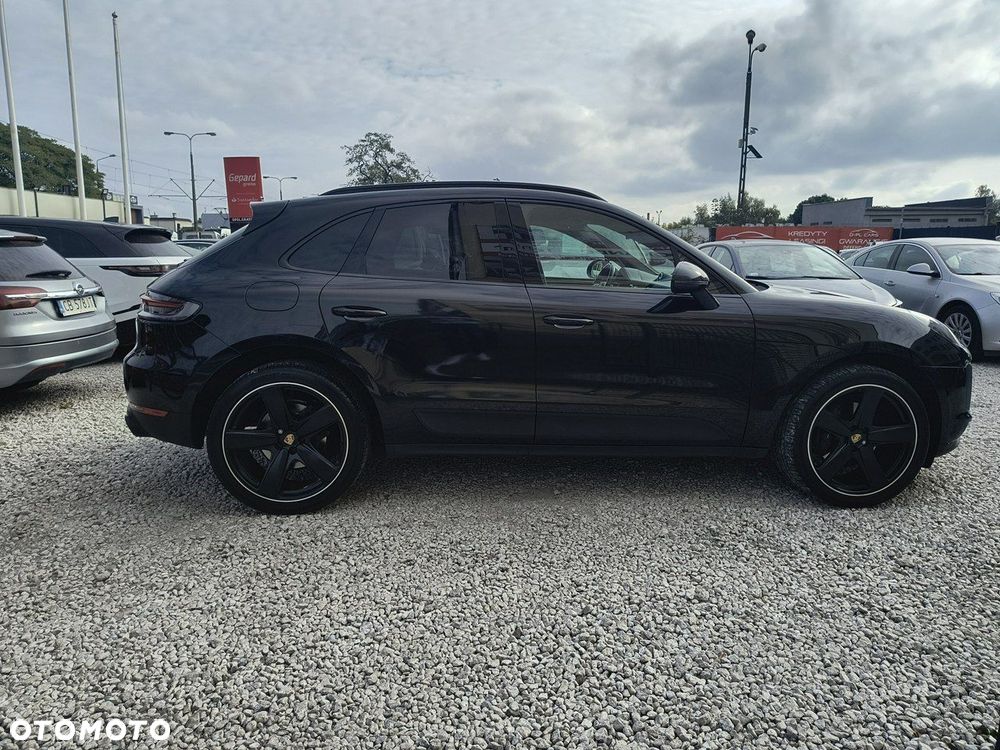 Porsche Macan - 35
