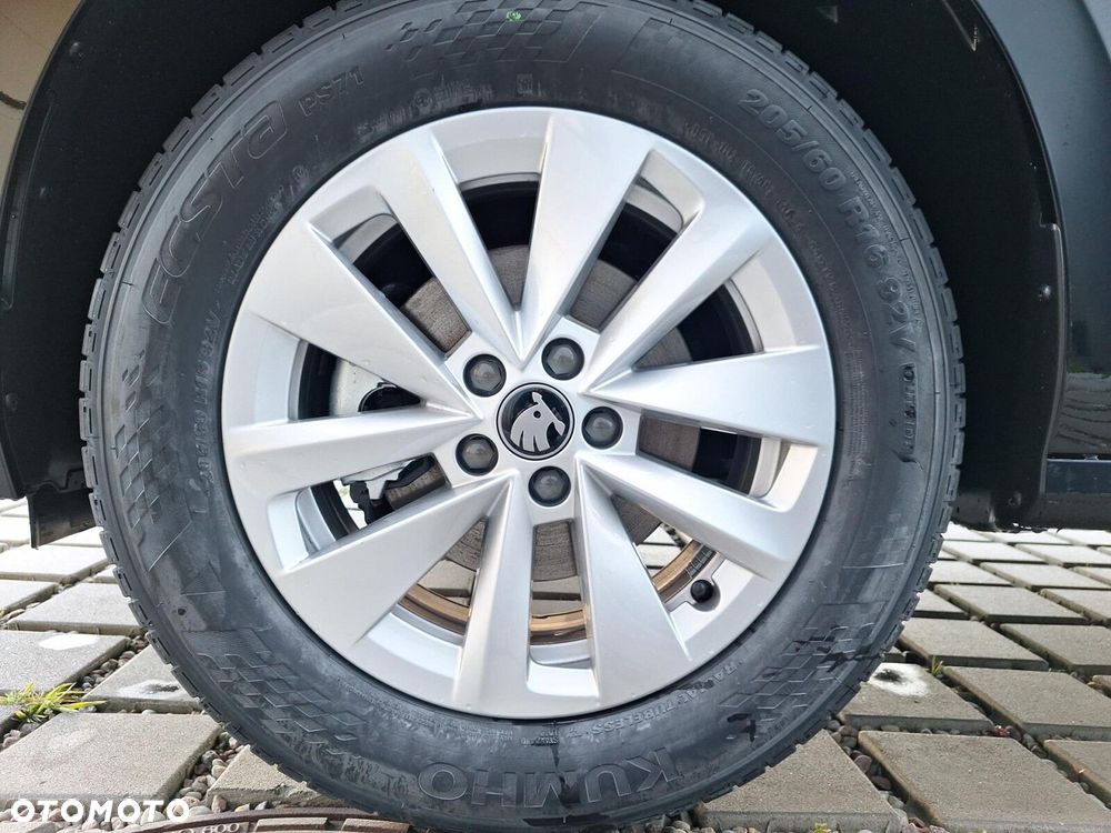 Skoda Kamiq 1.5 TSI Drive DSG - 12