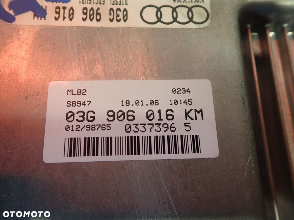 KOMPUTER SILNIKA AUDI A4 B7 - 3