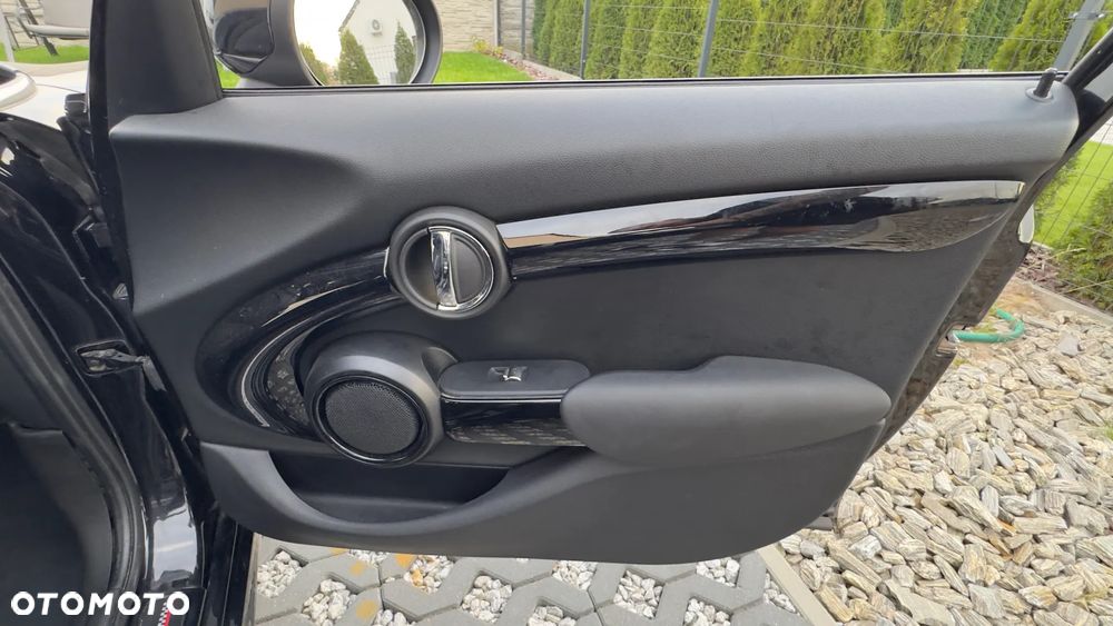 MINI Cooper John Works Trim - 23