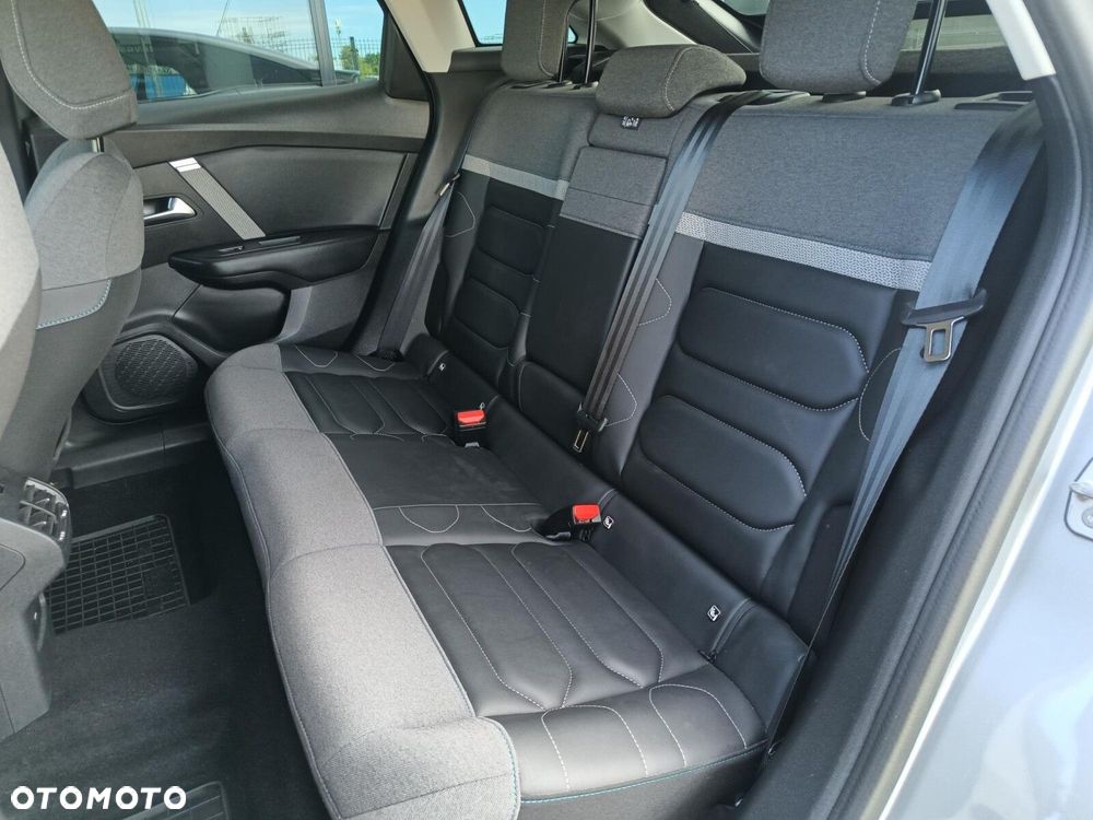 Citroën C4 1.2 PureTech Shine S&S - 14
