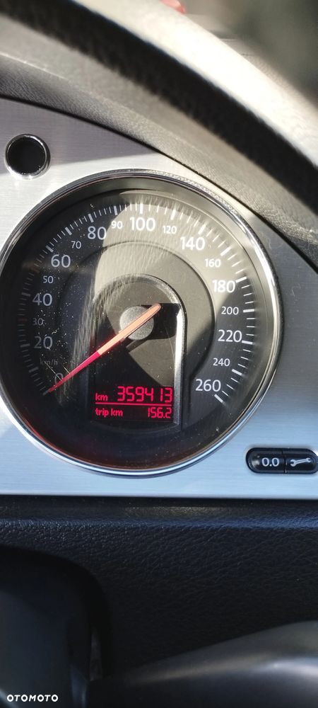 Volkswagen Passat 2.0 TDI Highline - 3
