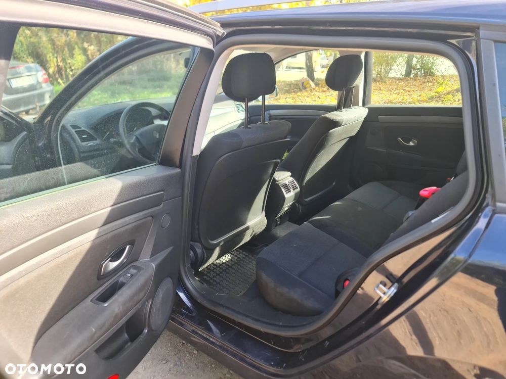 Renault Laguna - 12
