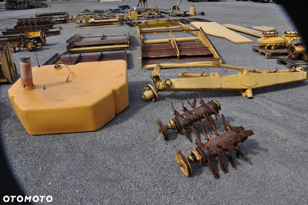 PIASTA   SKRZYNIA WAŁ  NEW HOLLAND TF78 TX66 - 19