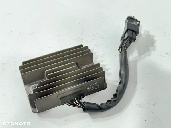 Regulator napięcia  Suzuki DL 650  V Strom  18-22R