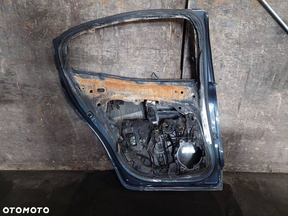 DRZWI KOMPLETNE LEWY TYŁ VOLVO S60 III 723 - 4