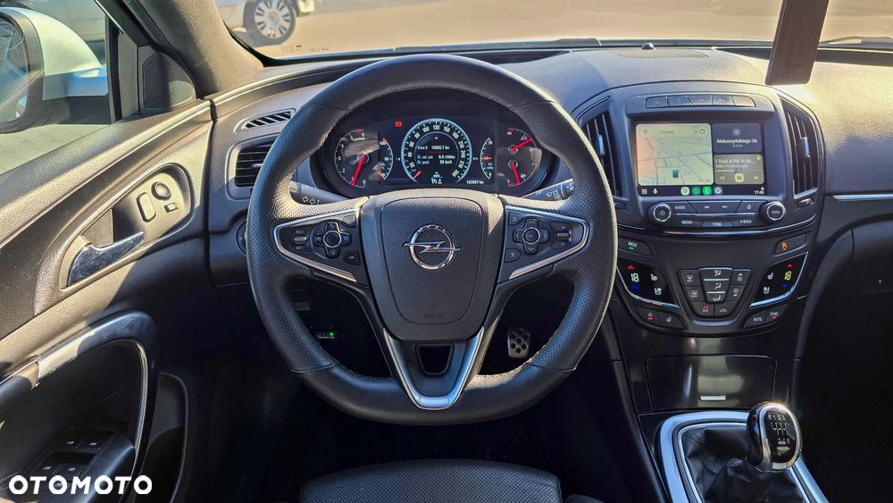 Opel Insignia - 17