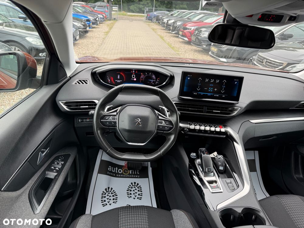 Peugeot 5008 - 21