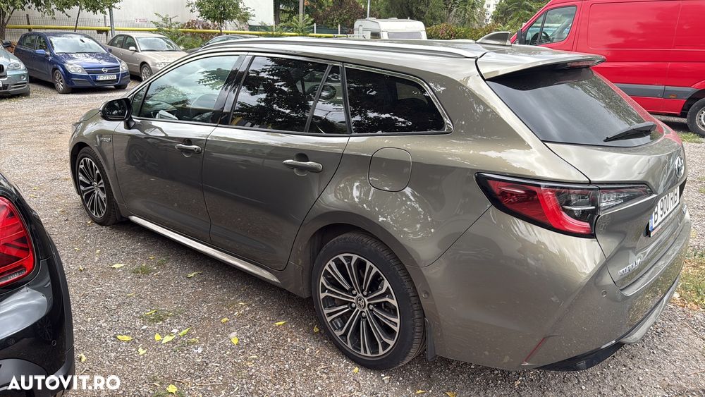 Toyota Corolla 2.0 HSD Exclusive Plus GR Sport Bi-Tone - 10