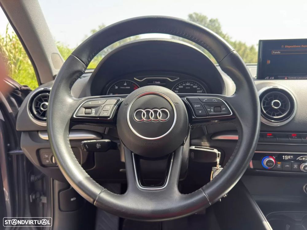 Audi A3 Sportback 1.6 TDI Sport S tronic - 12