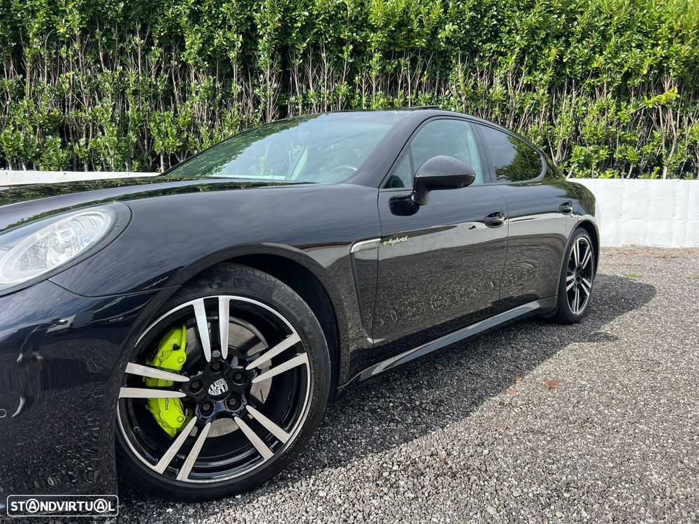 Porsche Panamera - 44
