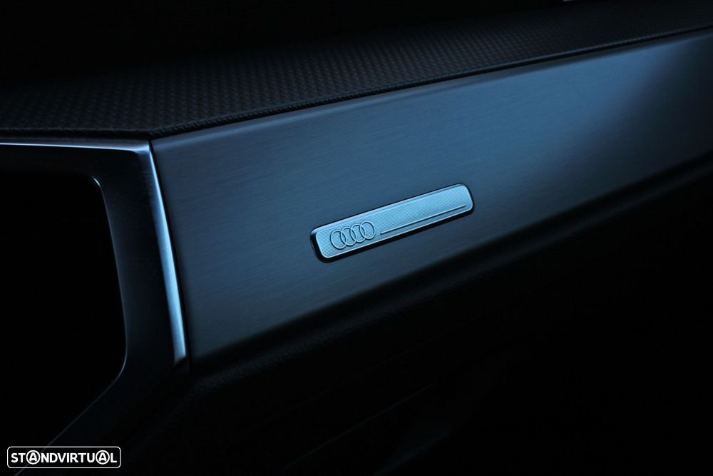 Audi Q3 Sportback 45 TFSIe S line S tronic - 18