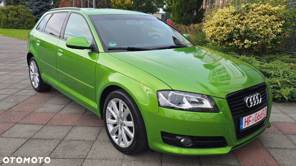 Audi A3 Sportback - 2