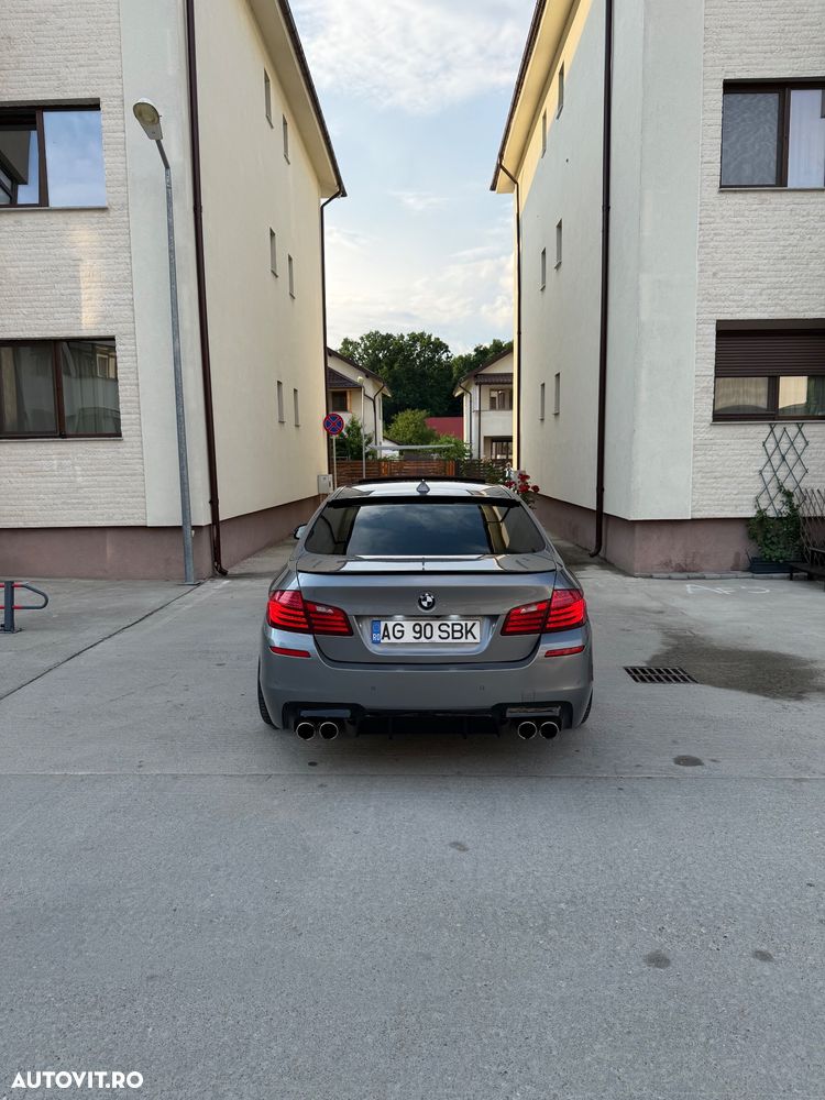 BMW Seria 5 530d xDrive Sport-Aut. - 3