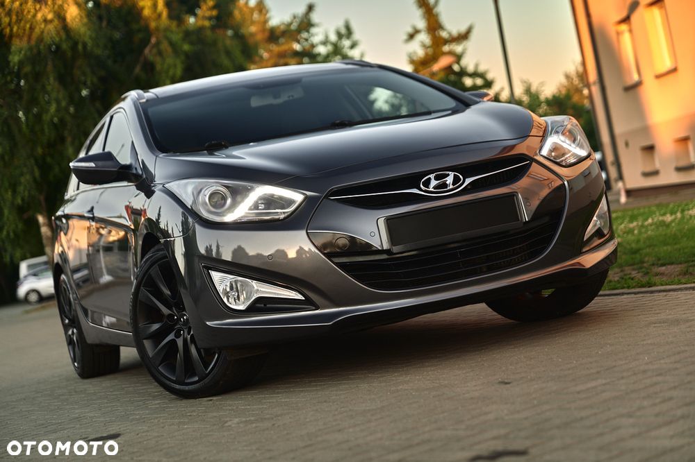 Hyundai i40 Kombi 1.7 CRDi Premium - 1