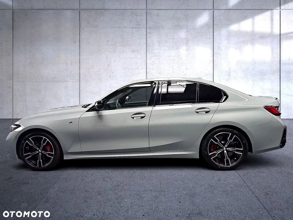 BMW Seria 3 M340i xDrive mHEV sport - 11