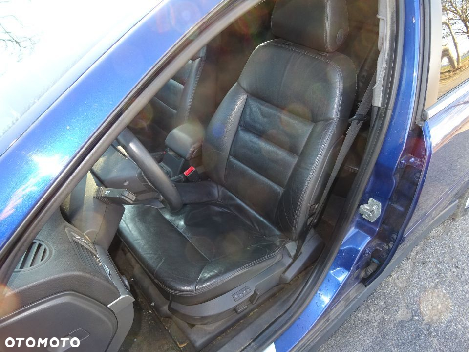 LAMPA LEWA TYLNA LEWY TYŁ W KLAPĘ OPEL VECTRA C KOMBI - 13