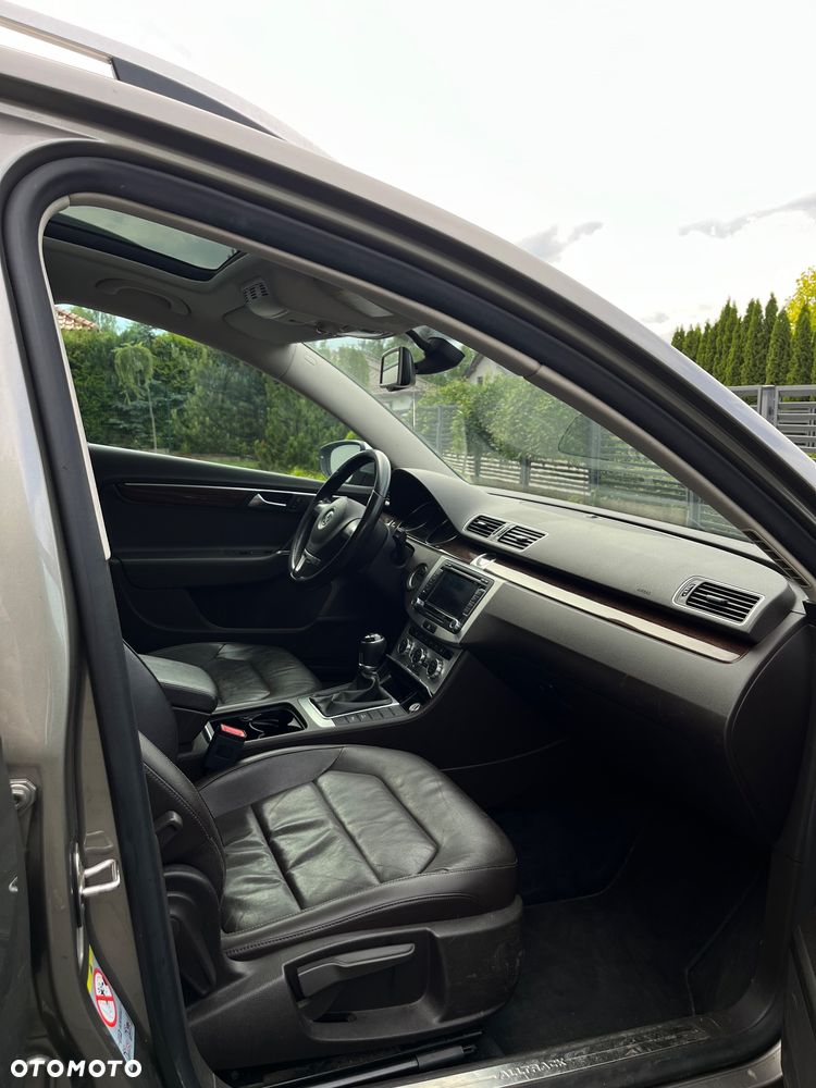 Volkswagen Passat Alltrack 1.8 TSI - 16