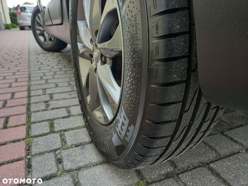 Hyundai ix35 1.6 2WD blue Trend - 11