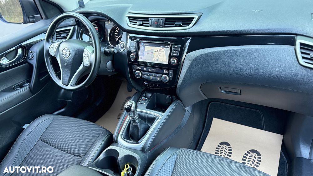 Nissan Qashqai - 10