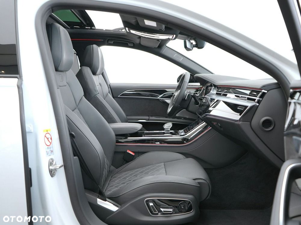 Audi A8 - 29
