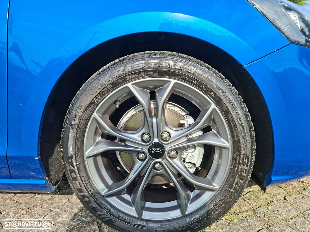 Ford Focus 1.0 EcoBoost S&S ST-LINE - 7