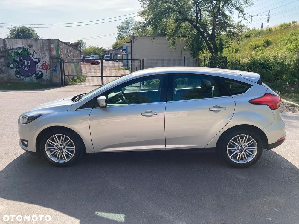 Ford Focus 1.5 TDCi SYNC Edition - 16