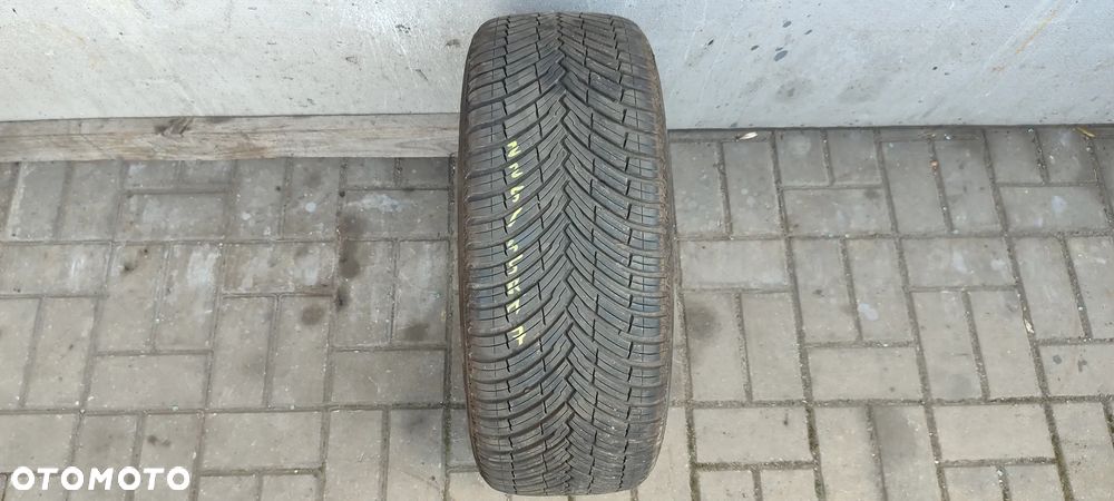 OPONA WIELOSEZONOWA 225/45R17 94W PIRELLI ALLSEASON SF3 CONTURATO (0825) 7mm JEDNA SZTUKA - 1