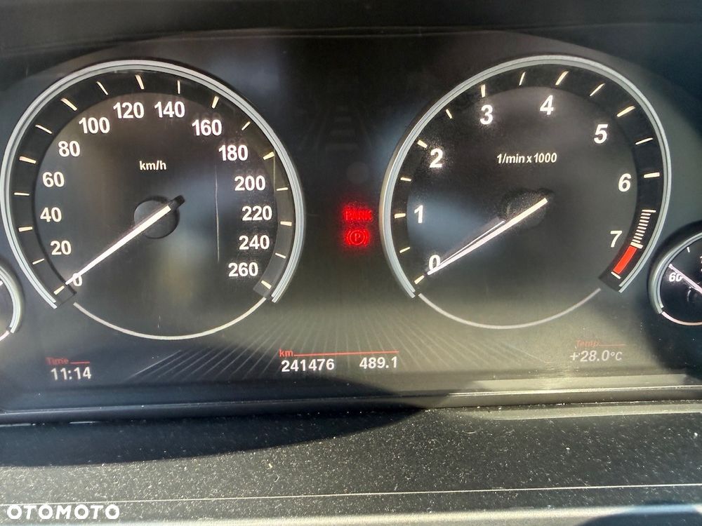 BMW Seria 7 ver-740li - 13