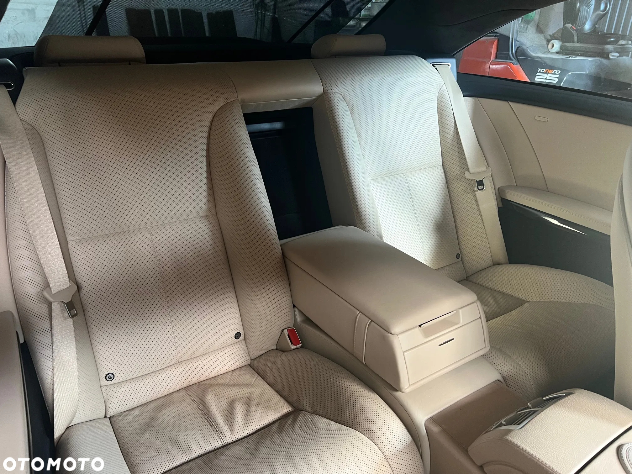 Mercedes-Benz CL 500 4-Matic BlueEff - 14