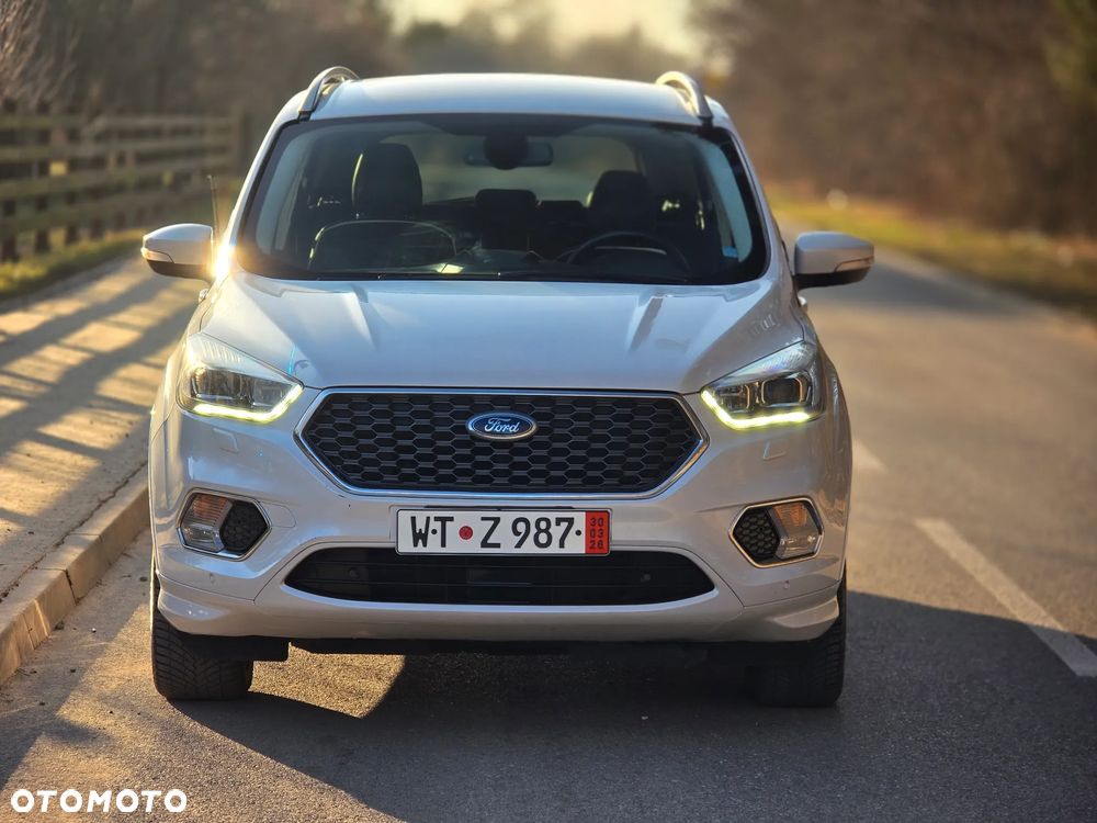 Ford Kuga - 10
