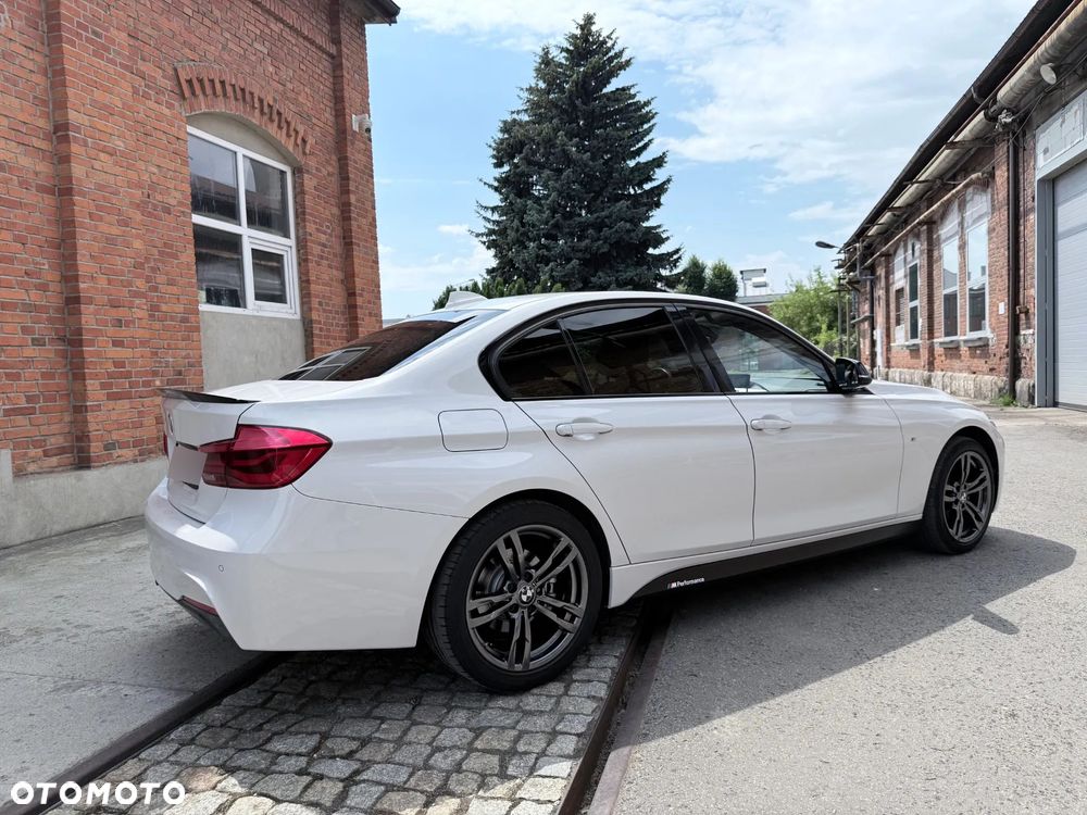 BMW Seria 3 320i xDrive M Sport Shadow - 6