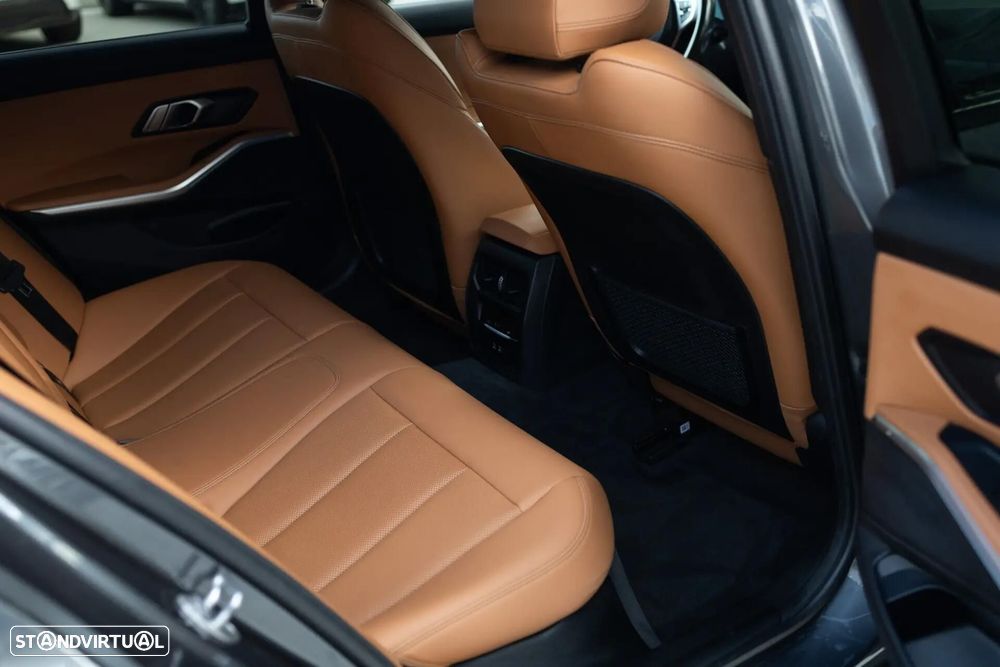 BMW 320 e Aut. M Sport - 27